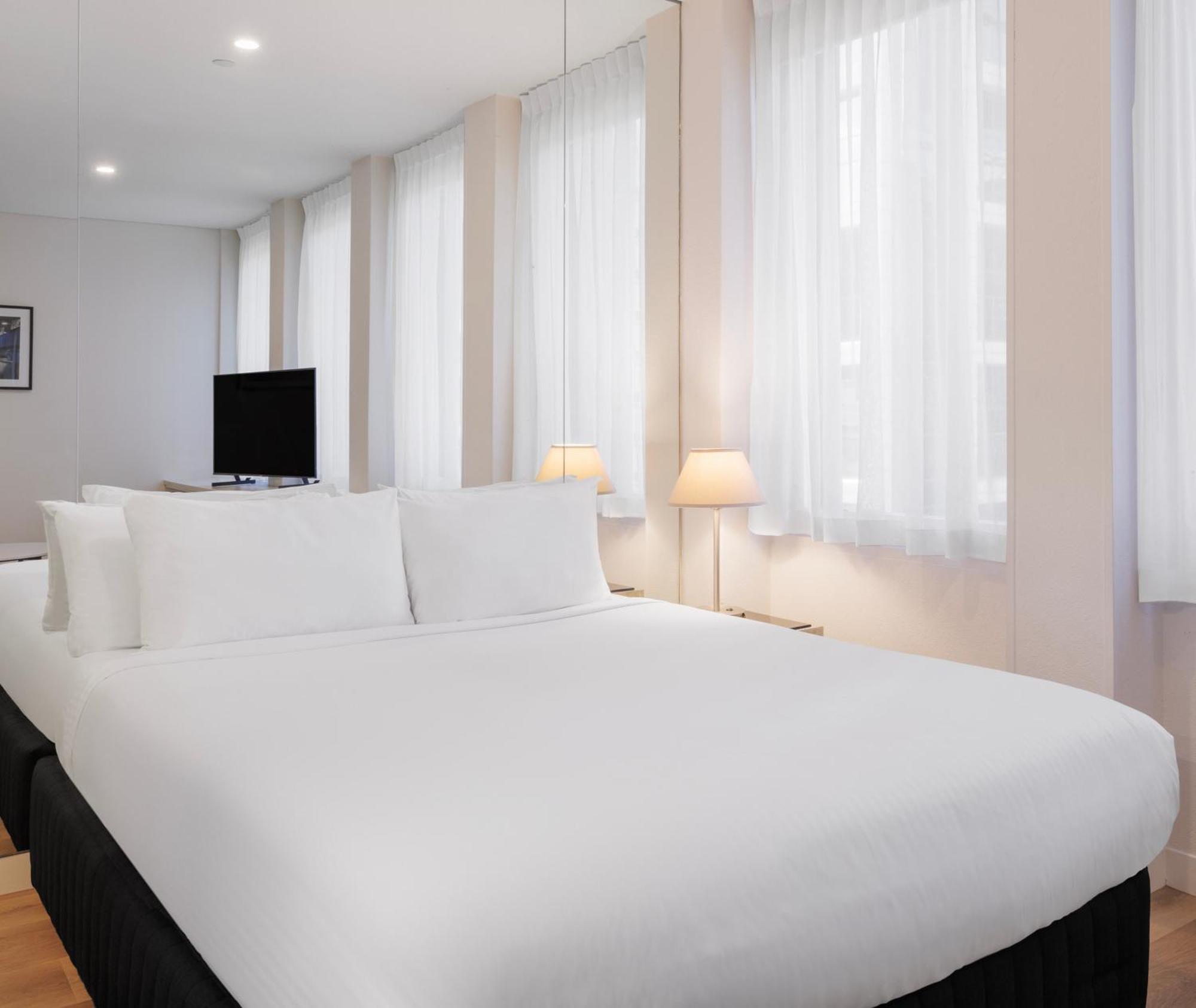 โอ๊คส์ เมลเบิร์น ออน คอลลินส์ โฮเต็ล Aparthotel ภายนอก รูปภาพ